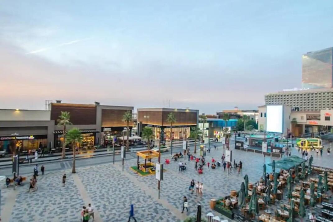 Sleek Marina 1br Perfect For Families * Dubai