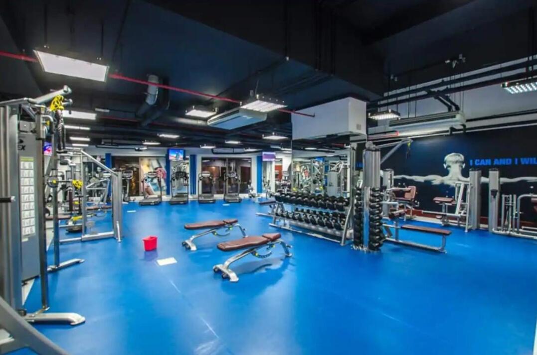 Sleek Marina 1br Perfect For Families Dubai